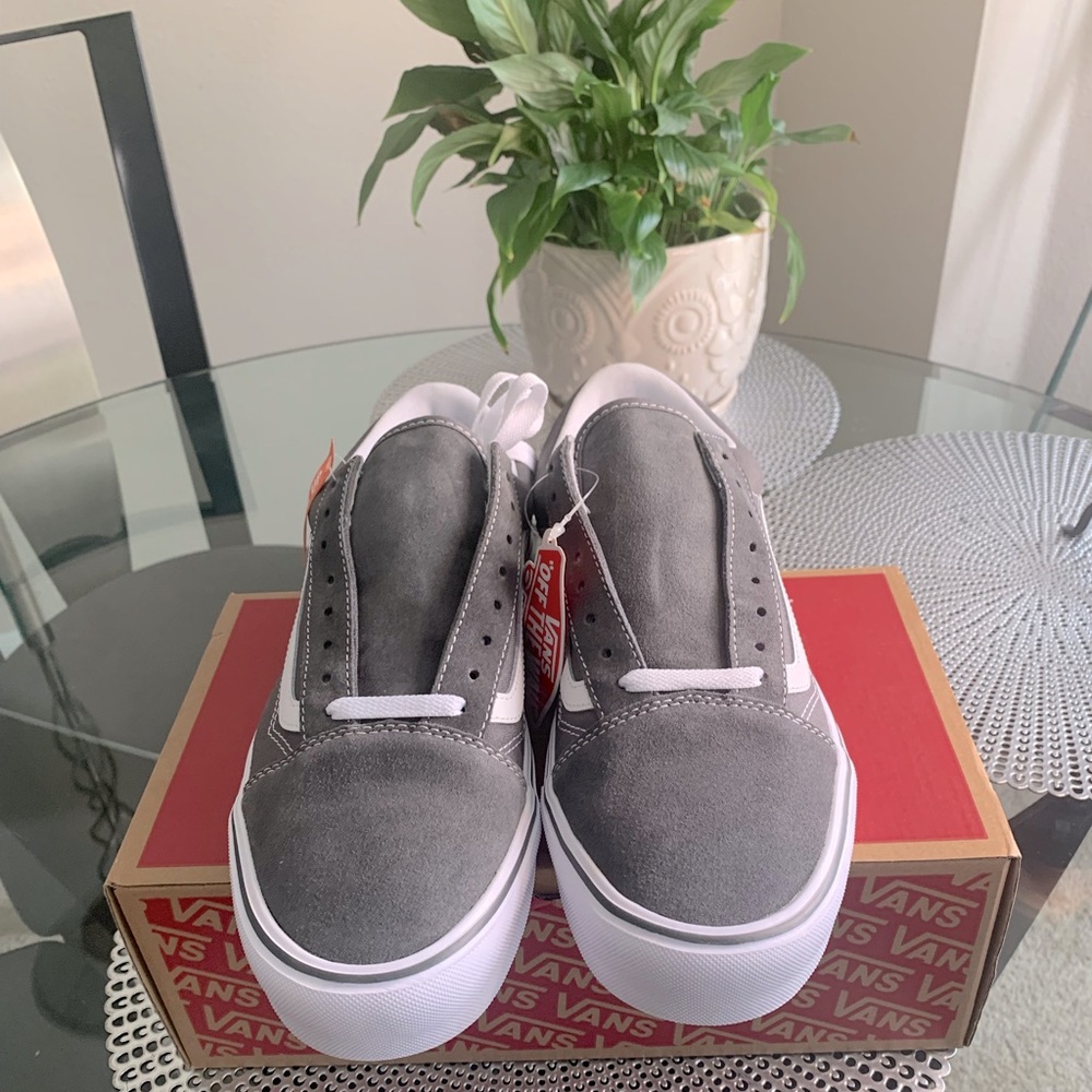 Men’s VANS - Size 12 - Old Skool Lite